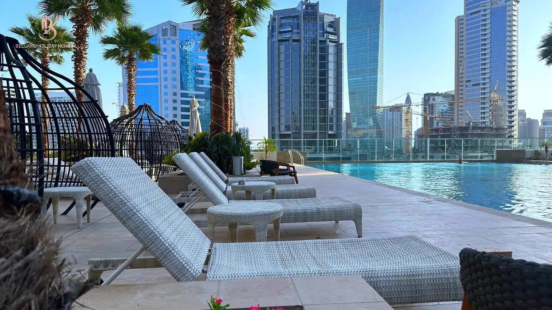Canal-View Studio Business Bay Dubai Apartment